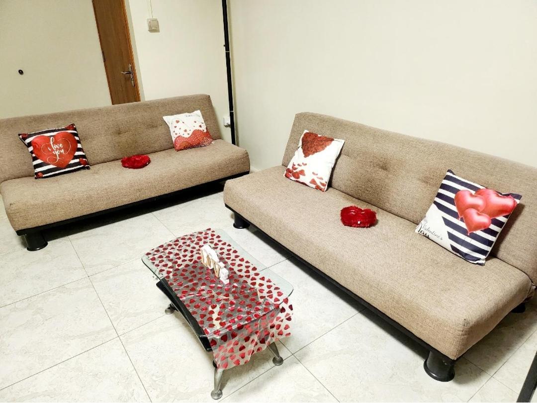 Kot Nu - Beach Themed Apartment - 3 Mins Walk From The Sea Flic en Flac Exterior photo